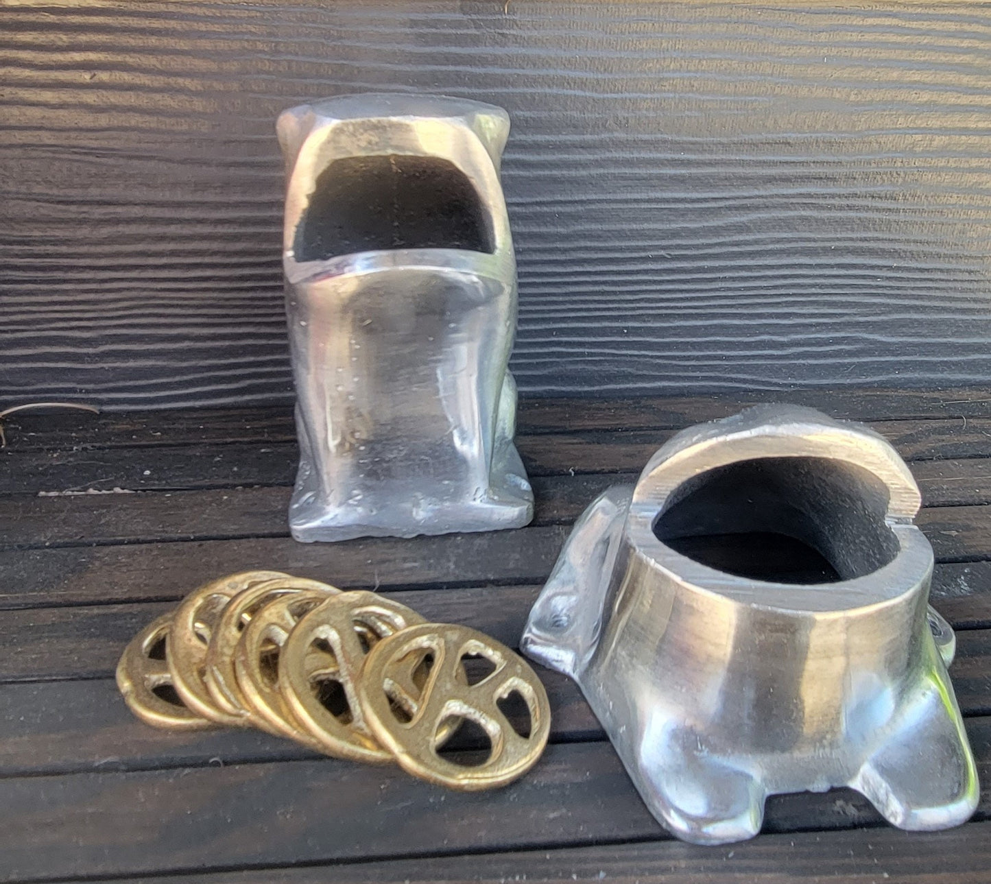 Mueble para Juego de Sapo o Rana Colombiano. Colombian Game just the Wood Box. Free Pick up for LOCALS ONLY, Broward Florida